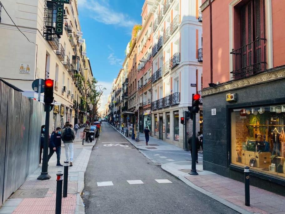 Apartamento En La Calle Hortaleza De Madrid Centro Buitenkant foto